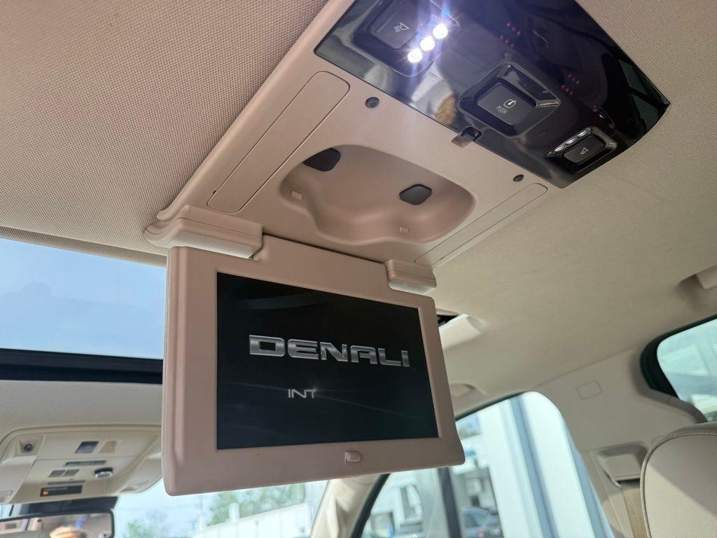 GMC Yukon Denali 2WD 2017