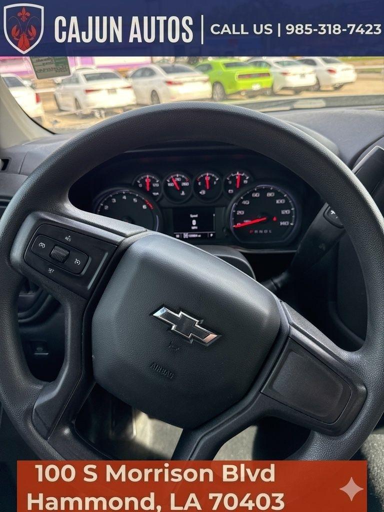 Chevrolet Silverado 1500 Custom Trail Boss Crew Cab Long Box 4WD 2021