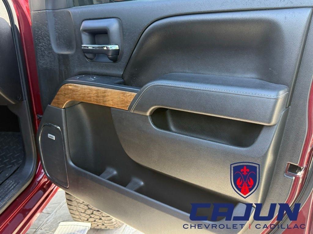 Chevrolet Silverado 1500 LTZ Crew Cab 4WD 2017