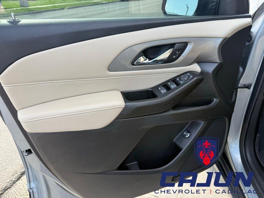 Chevrolet Traverse LT Leather FWD 2023