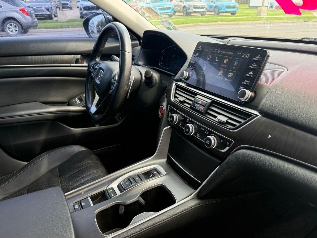 Honda Accord Touring 2.0T 2020