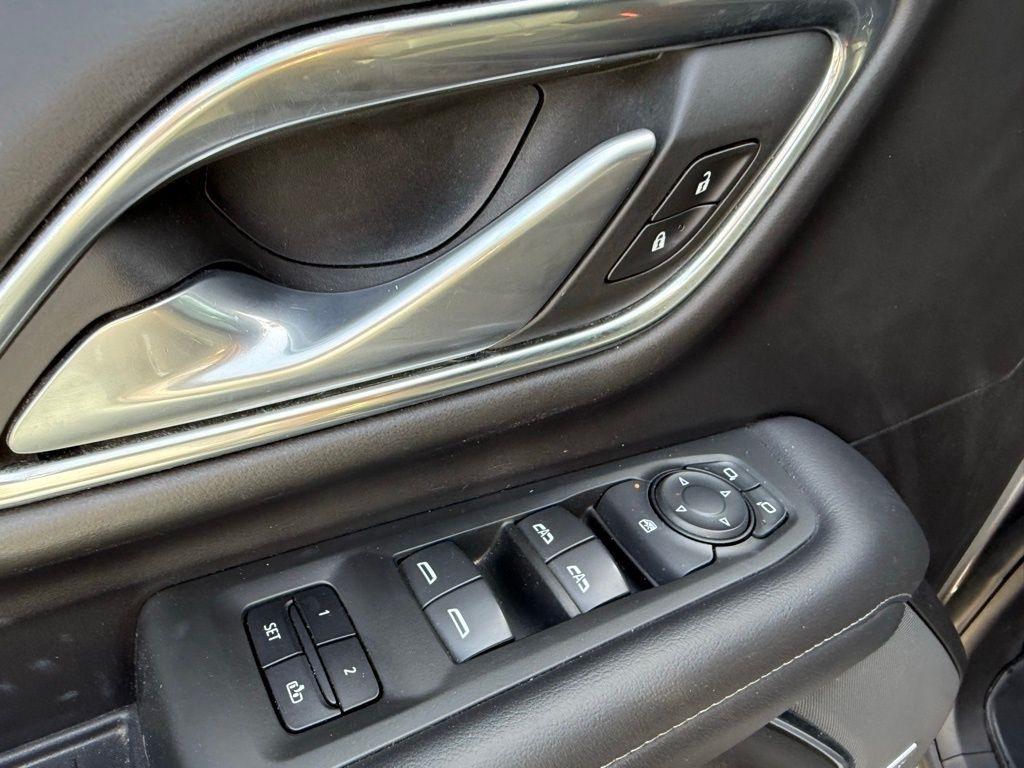 Chevrolet Suburban LT 2WD 2022