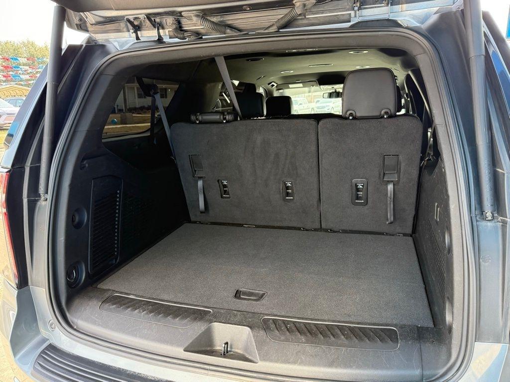 Chevrolet Suburban LT 2WD 2022