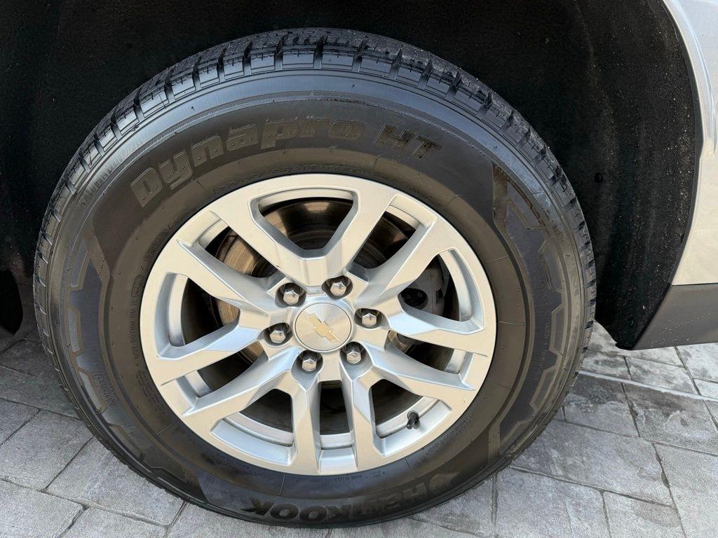 Chevrolet Suburban LT 2WD 2022