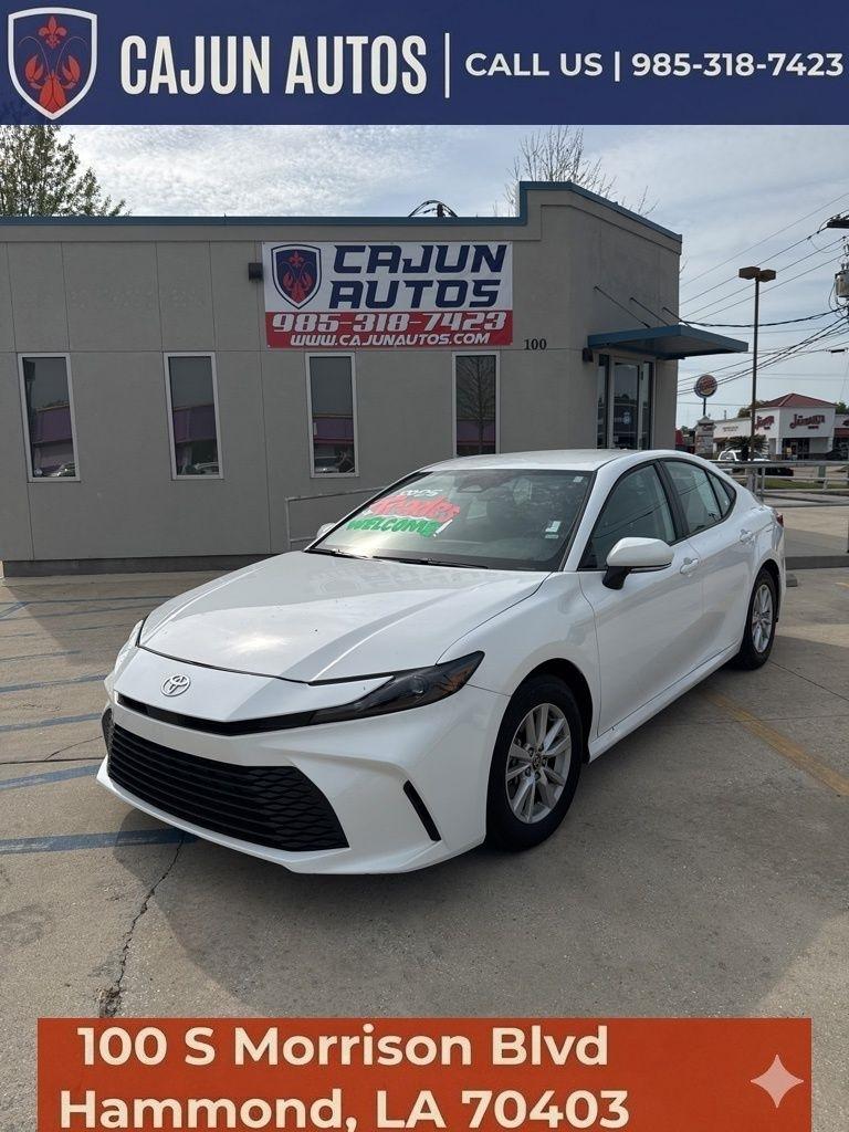 2025 Toyota Camry Hybrid XLE