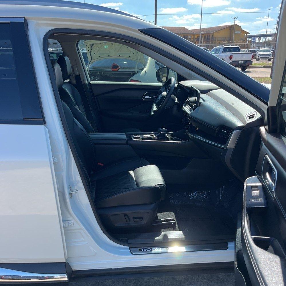 Nissan Rogue Platinum AWD 2023
