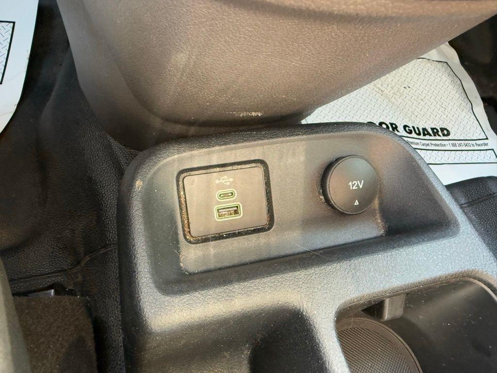 Ford Transit Connect Cargo Van XL LWB 2022