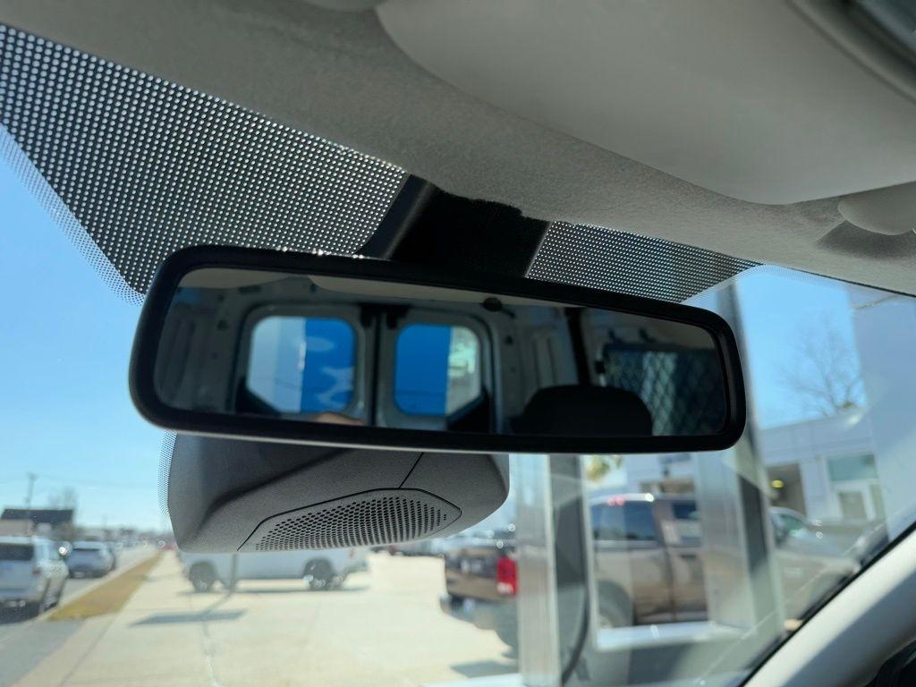 Ford Transit Connect Cargo Van XL LWB 2022