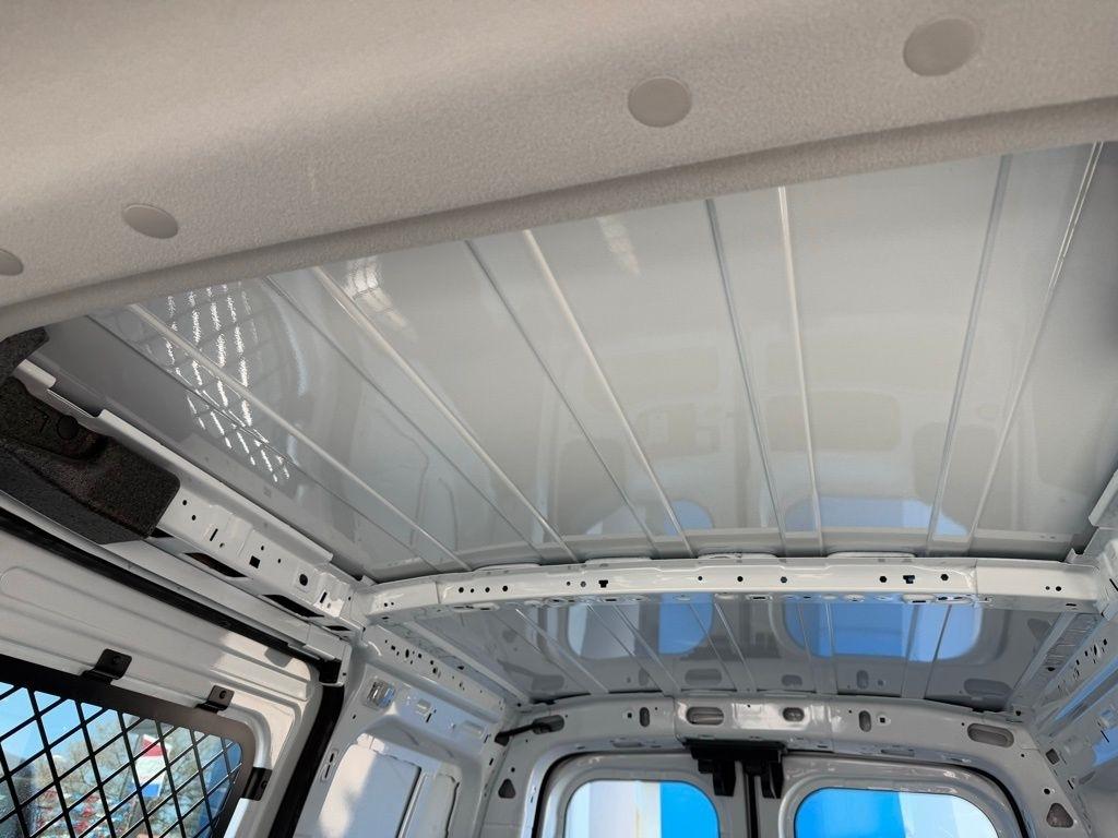 Ford Transit Connect Cargo Van XL LWB 2022