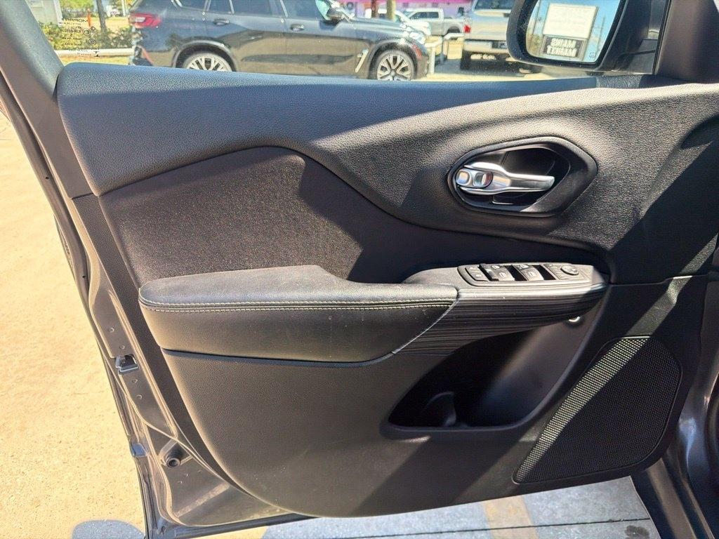 Jeep Cherokee Latitude 4WD 2015