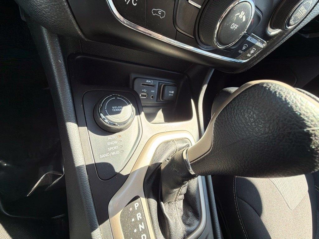 Jeep Cherokee Latitude 4WD 2015