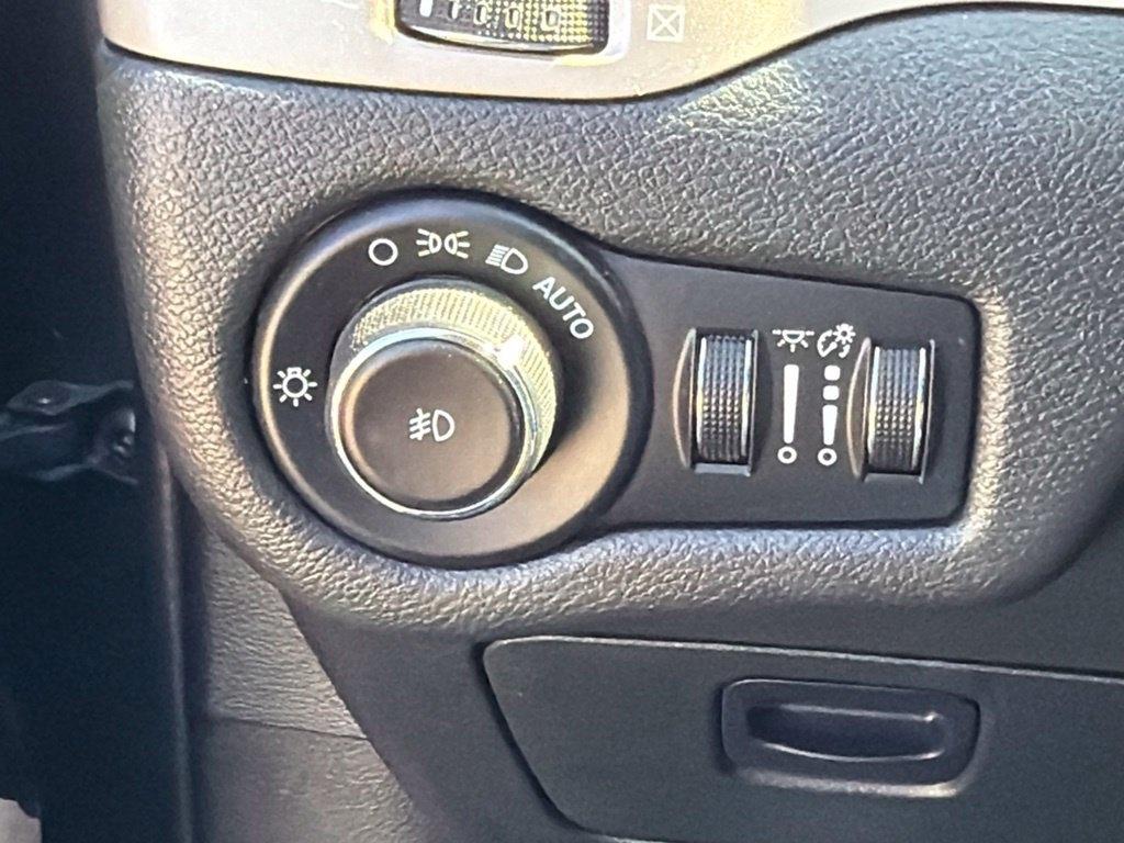 Jeep Cherokee Latitude 4WD 2015