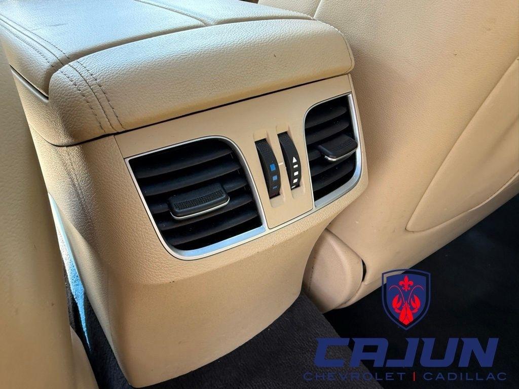 Hyundai Genesis 3.8L 2016