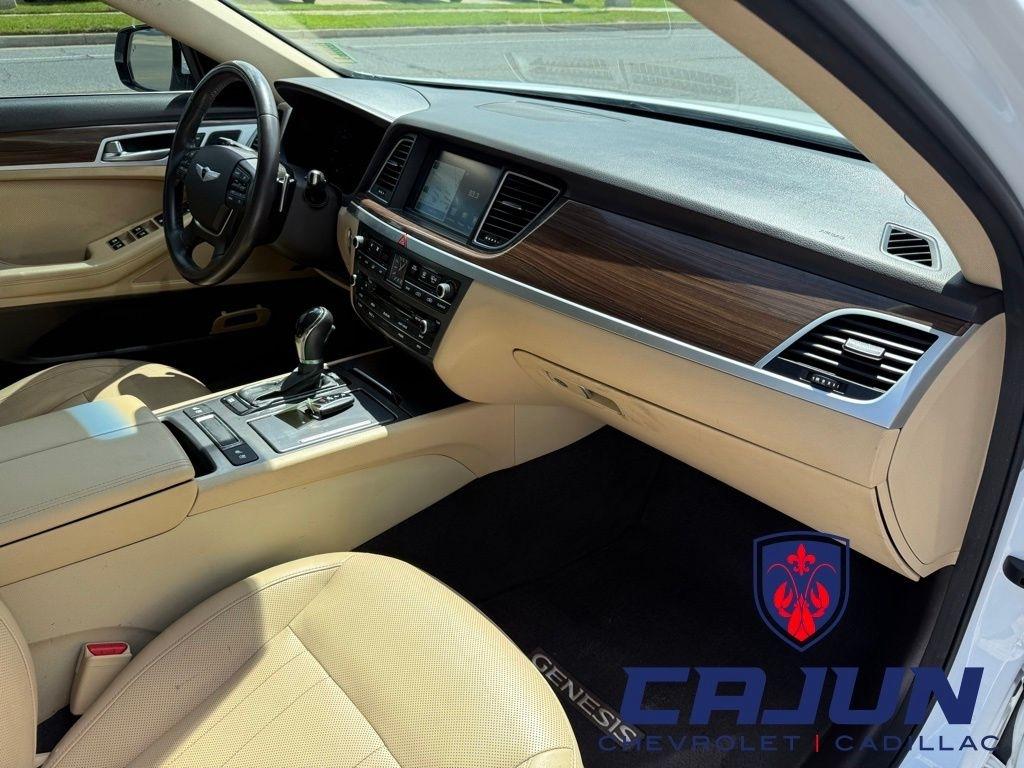 Hyundai Genesis 3.8L 2016