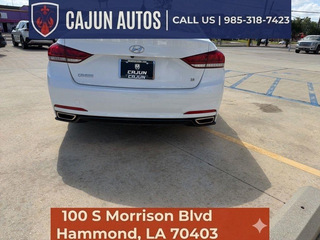 Hyundai Genesis 3.8L 2016