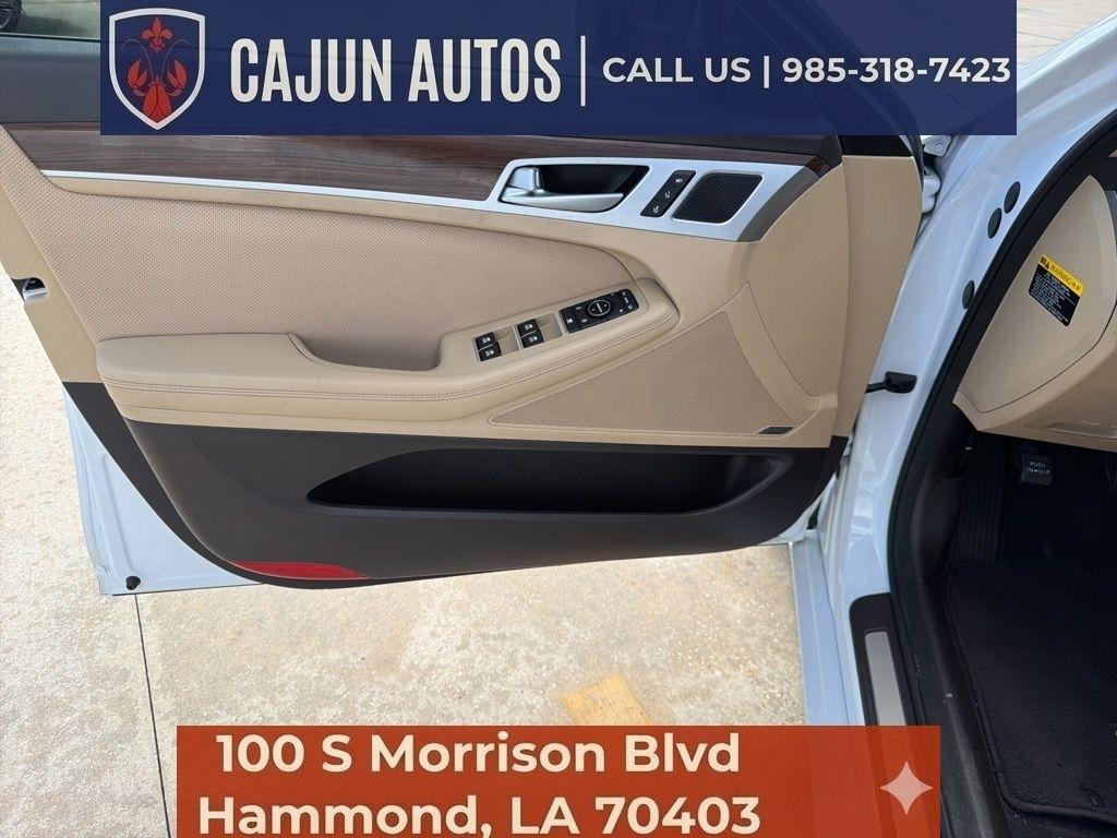 Hyundai Genesis 3.8L 2016