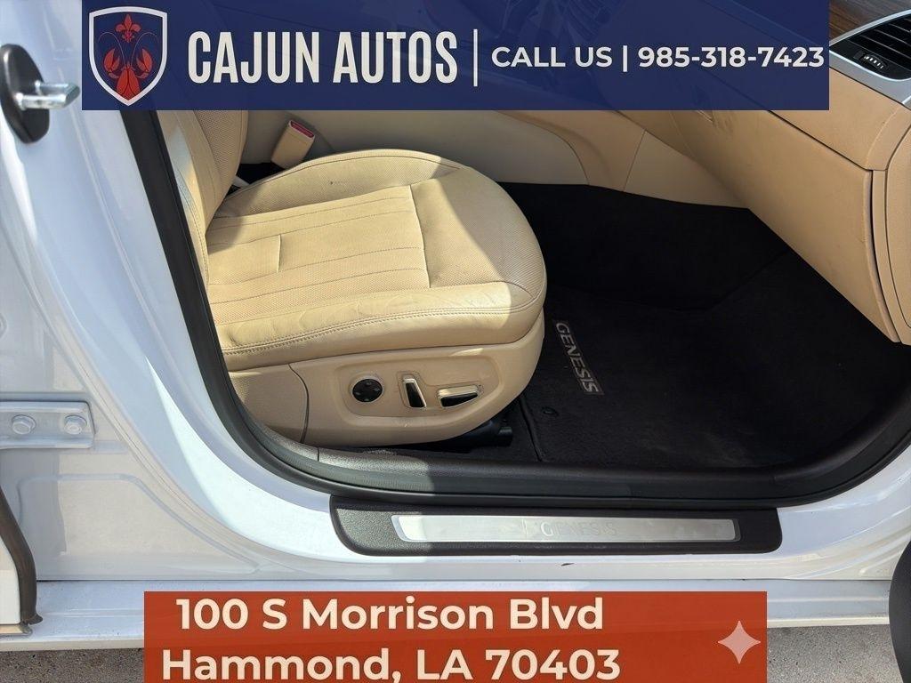 Hyundai Genesis 3.8L 2016
