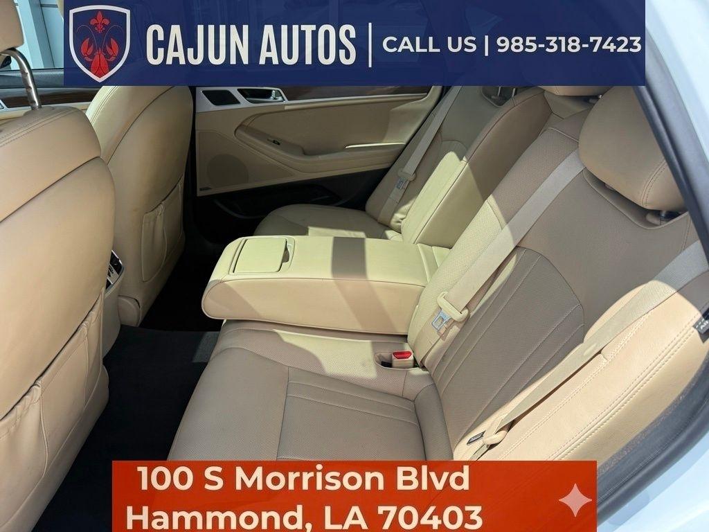 Hyundai Genesis 3.8L 2016
