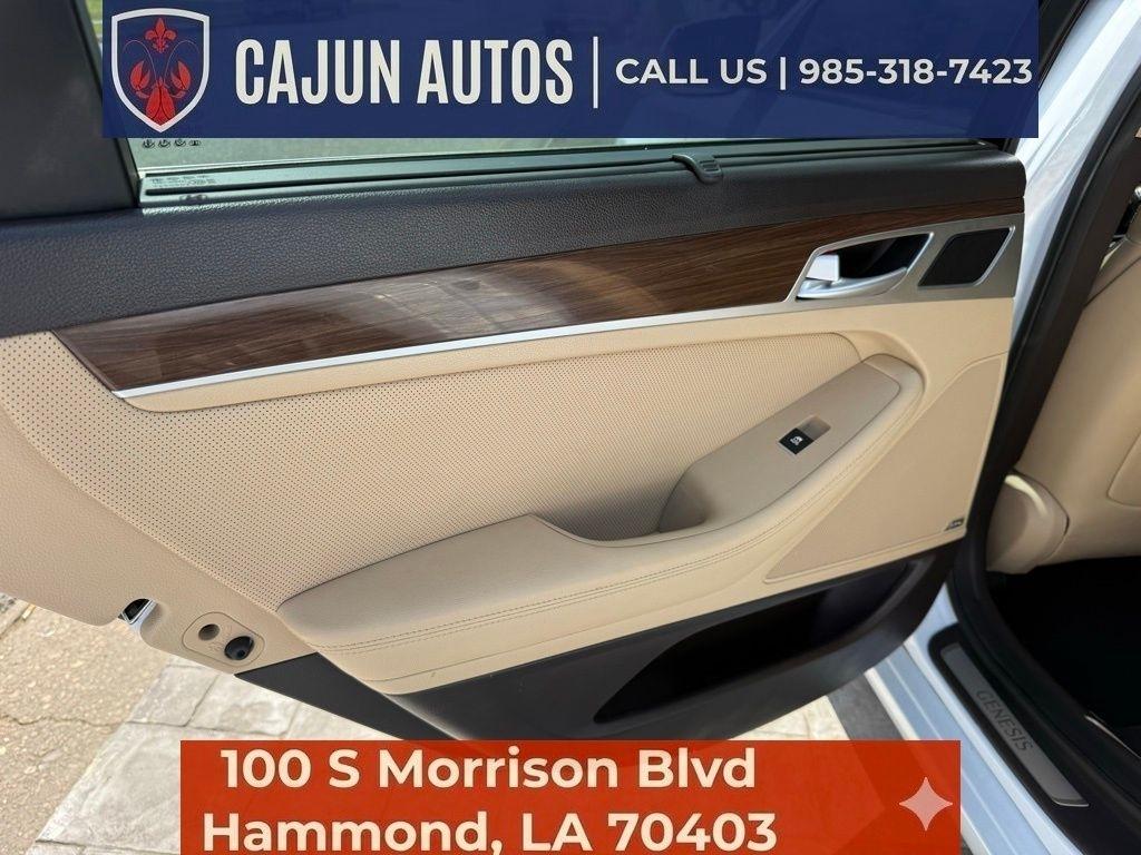 Hyundai Genesis 3.8L 2016