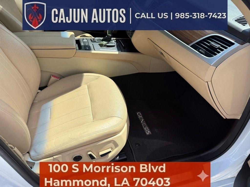 Hyundai Genesis 3.8L 2016