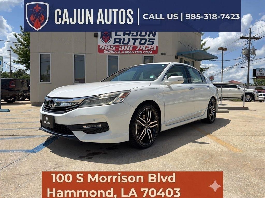 2017 Honda Accord Touring V6 Sedan 6-Spd AT