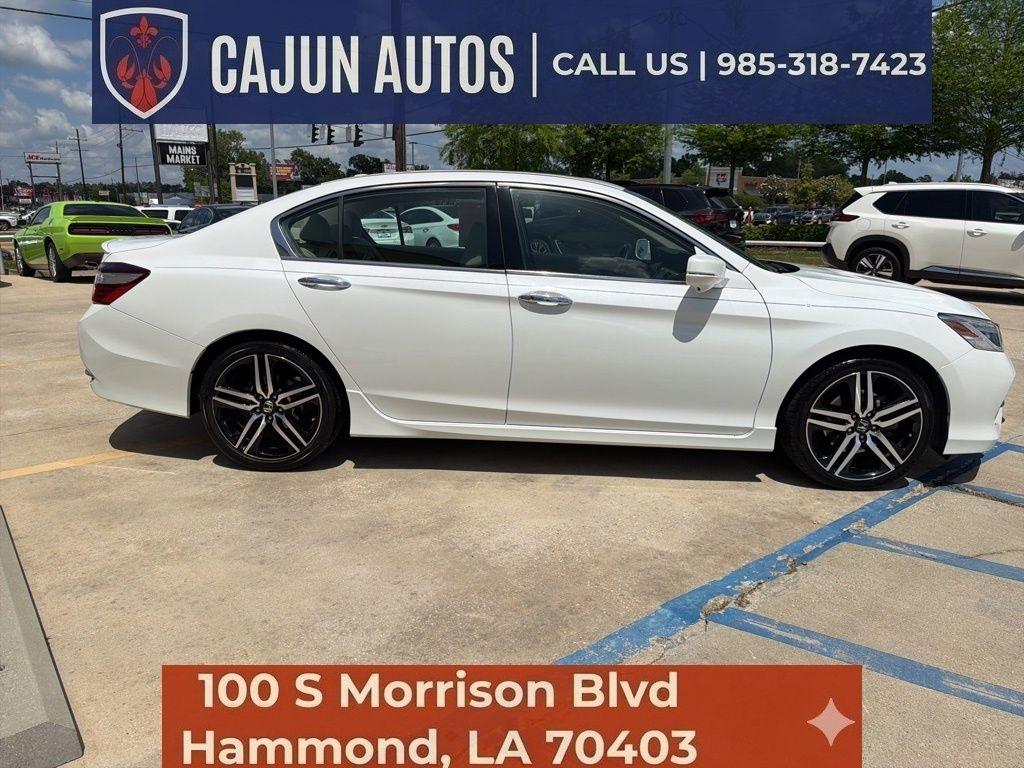 Honda Accord Touring V6 Sedan 6-Spd AT 2017