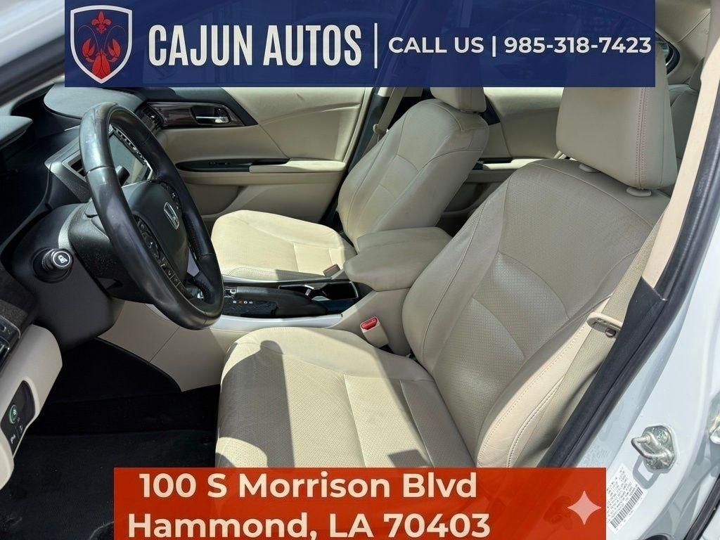 Honda Accord Touring V6 Sedan 6-Spd AT 2017