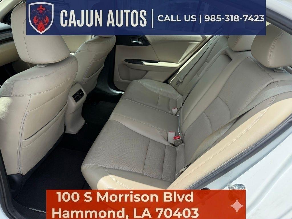 Honda Accord Touring V6 Sedan 6-Spd AT 2017