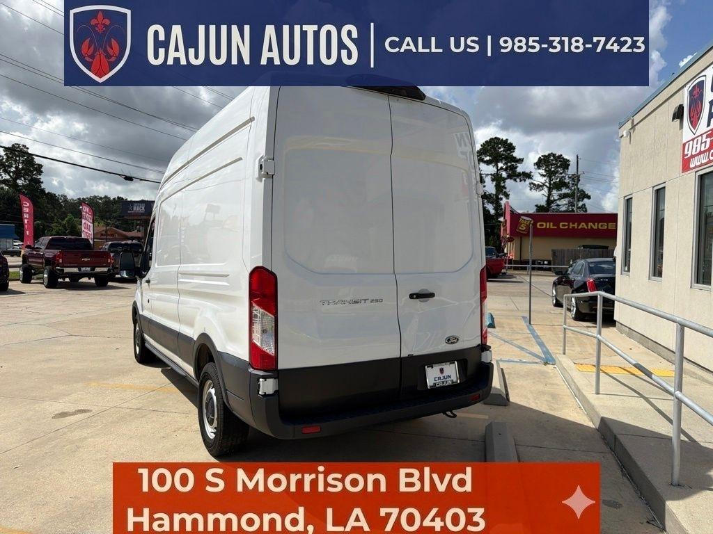 Ford Transit 250 Van High Roof w/Sliding Pass. 148-in. WB EL 2021