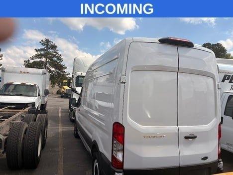 Ford Transit 250 Van Low Roof w/Sliding Pass. 130-in. WB 2021