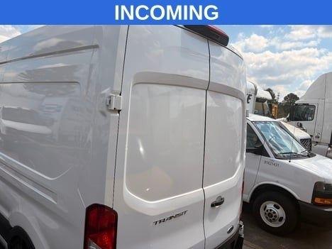 Ford Transit 250 Van Low Roof w/Sliding Pass. 130-in. WB 2021