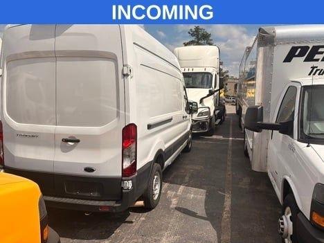 Ford Transit 250 Van Low Roof w/Sliding Pass. 130-in. WB 2021