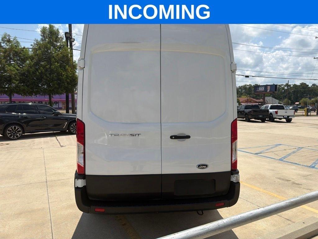 Ford Transit 250 Van Low Roof w/Sliding Pass. 130-in. WB 2021