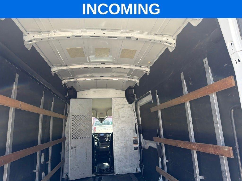 Ford Transit 250 Van Low Roof w/Sliding Pass. 130-in. WB 2021
