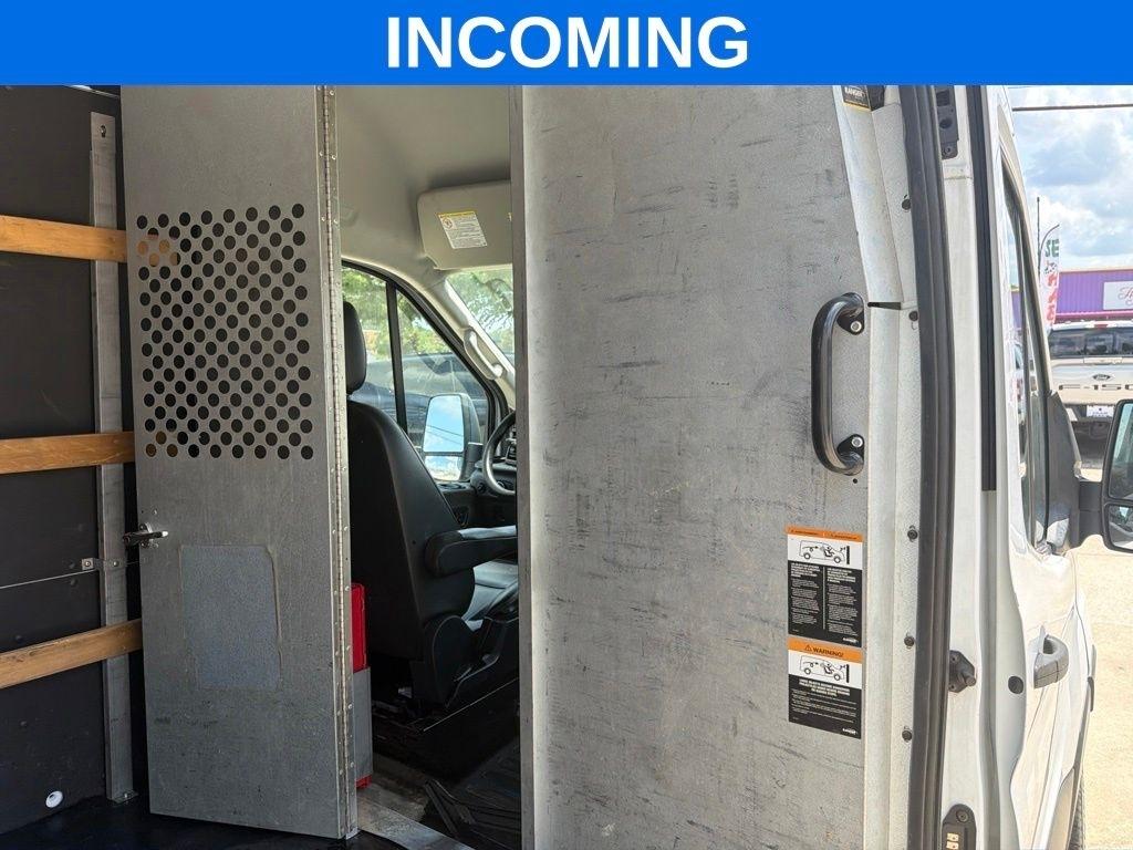 Ford Transit 250 Van Low Roof w/Sliding Pass. 130-in. WB 2021