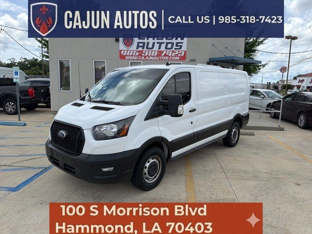 Ford Transit 250 Van Low Roof w/Sliding Pass. 130-in. WB 2021