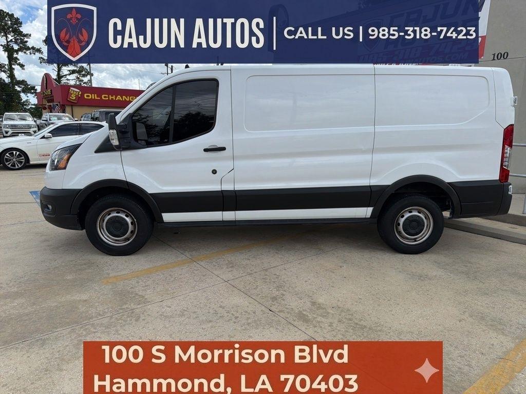 Ford Transit 250 Van Low Roof w/Sliding Pass. 130-in. WB 2021