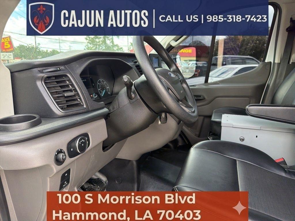 Ford Transit 250 Van Low Roof w/Sliding Pass. 130-in. WB 2021