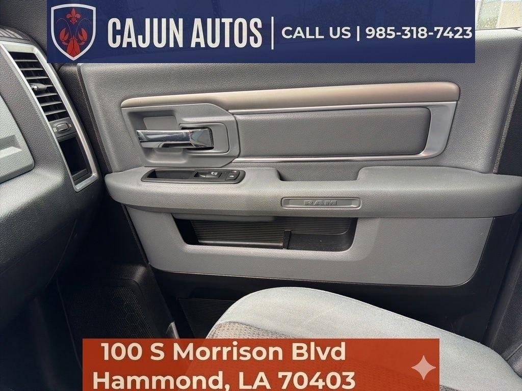 RAM 1500 SLT Crew Cab SWB 2WD 2013