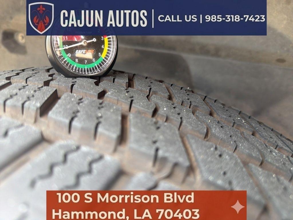 RAM 1500 SLT Crew Cab SWB 2WD 2013
