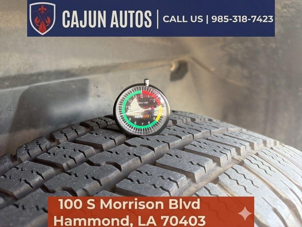 RAM 1500 SLT Crew Cab SWB 2WD 2013