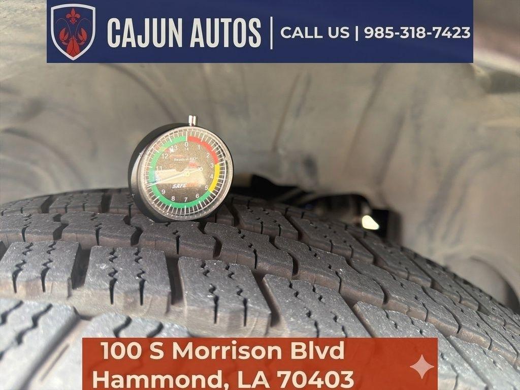 RAM 1500 SLT Crew Cab SWB 2WD 2013