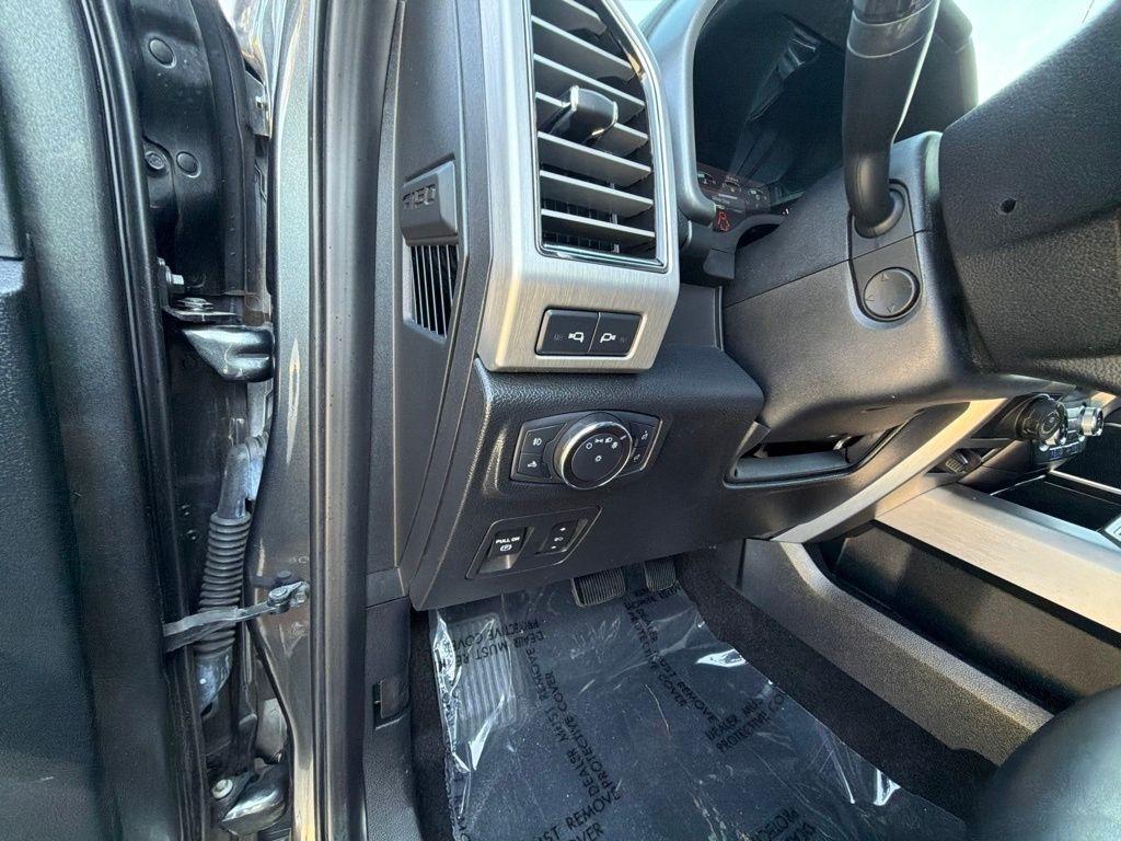 Ford F-150 Platinum SuperCrew 5.5-ft. Bed 4WD 2019