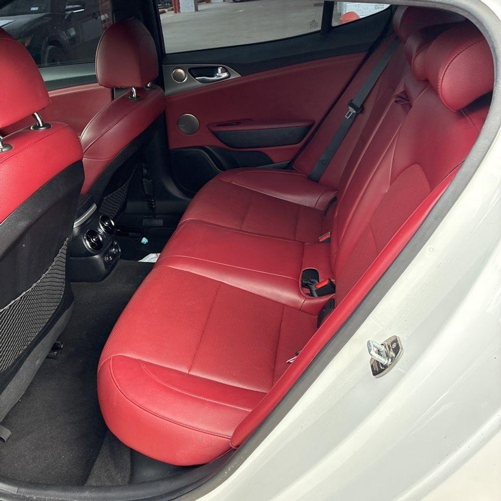 Kia Stinger GT1 2020