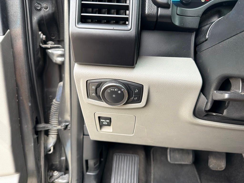 Ford F-150 XL SuperCrew 5.5-ft. Bed 2WD 2019