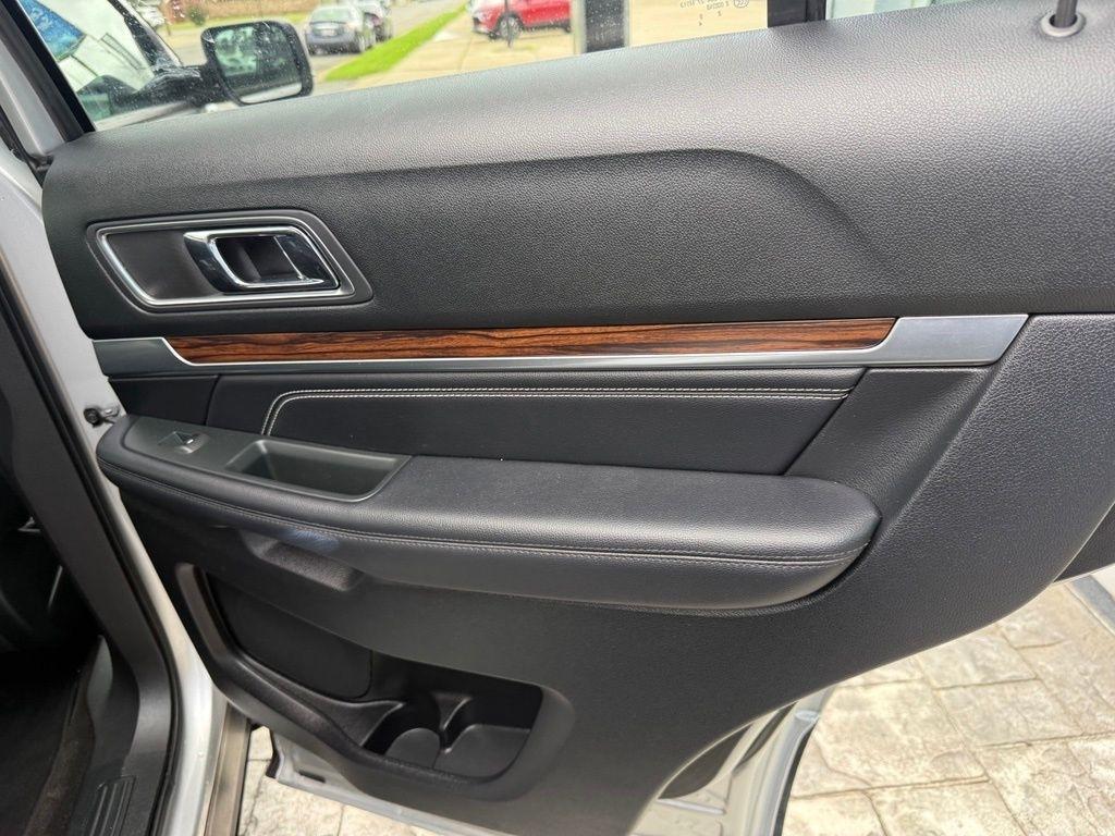 Ford Explorer Limited FWD 2018