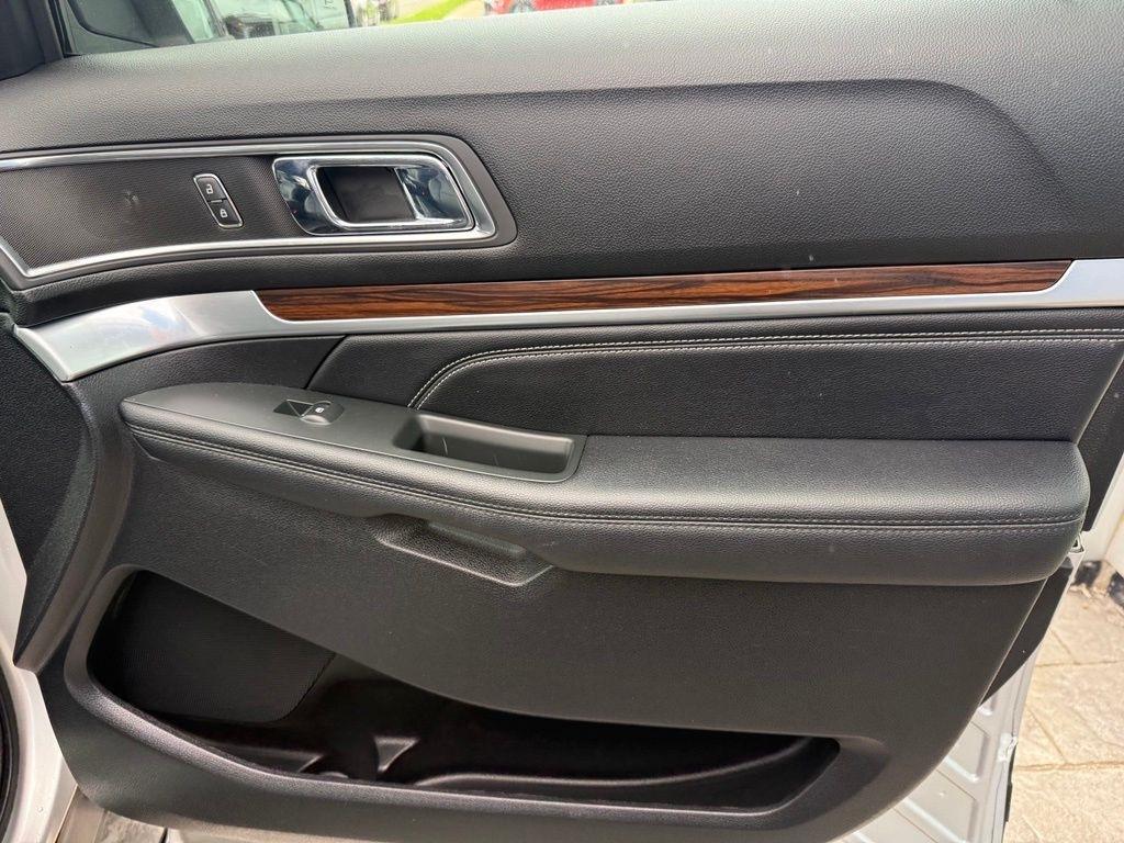 Ford Explorer Limited FWD 2018