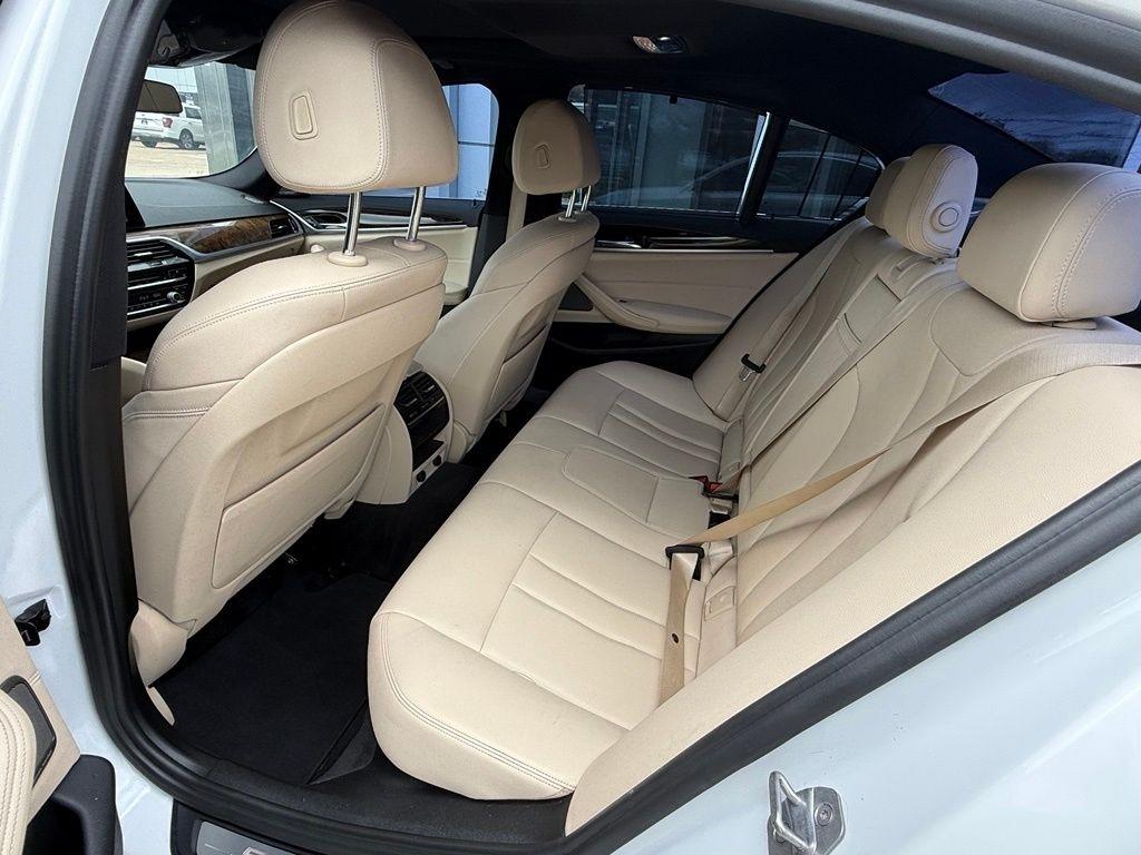 BMW 5-Series 530i 2017