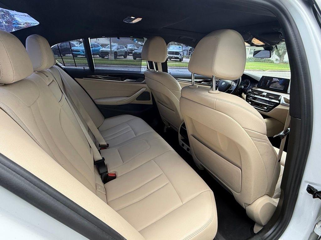 BMW 5-Series 530i 2017