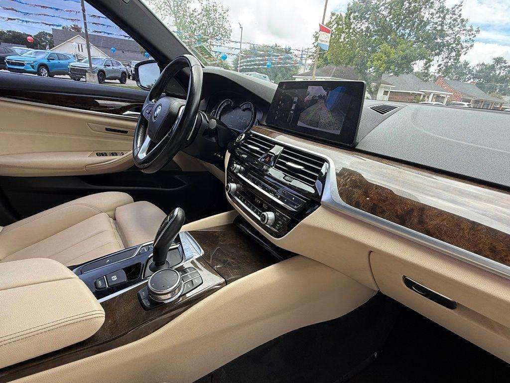 BMW 5-Series 530i 2017